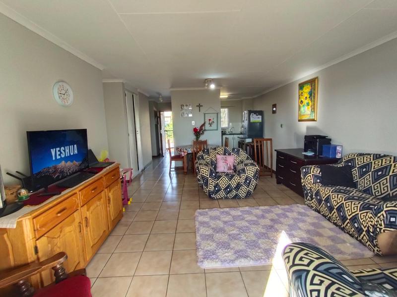 2 Bedroom Property for Sale in Dorandia Gauteng