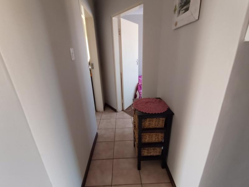 2 Bedroom Property for Sale in Dorandia Gauteng