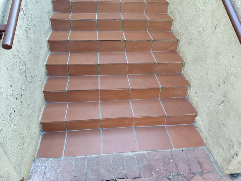 2 Bedroom Property for Sale in Dorandia Gauteng