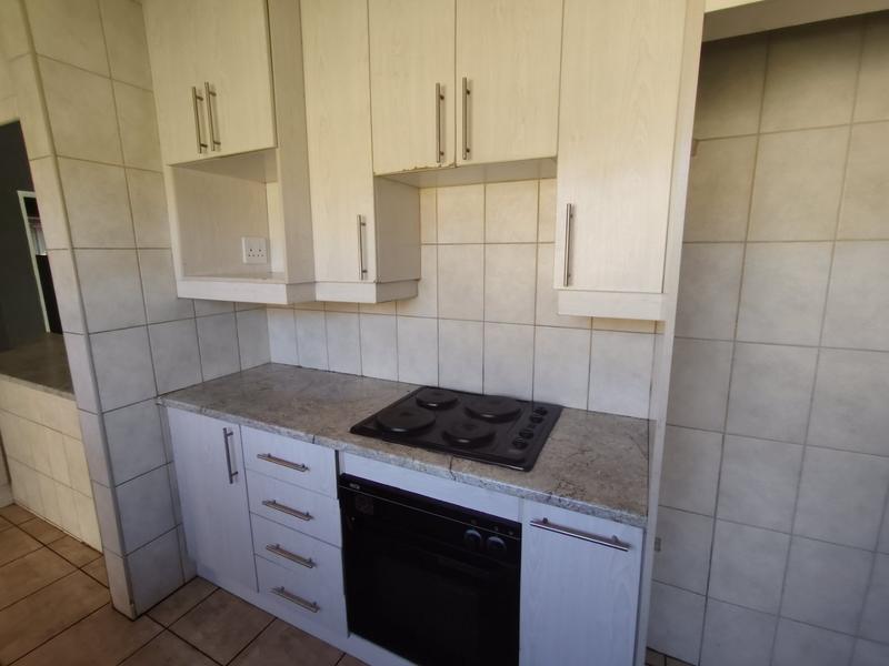 3 Bedroom Property for Sale in Hesteapark Gauteng