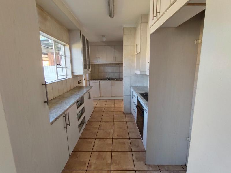 3 Bedroom Property for Sale in Hesteapark Gauteng