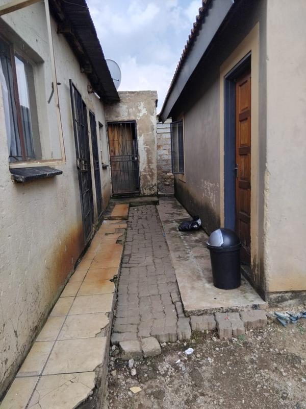 2 Bedroom Property for Sale in Tembisa Gauteng