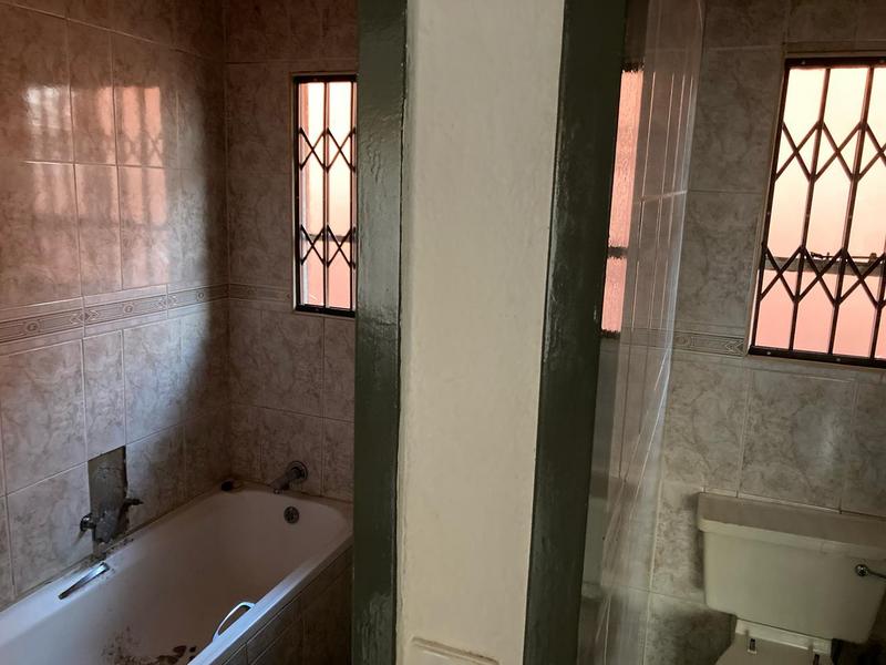2 Bedroom Property for Sale in Tembisa Gauteng