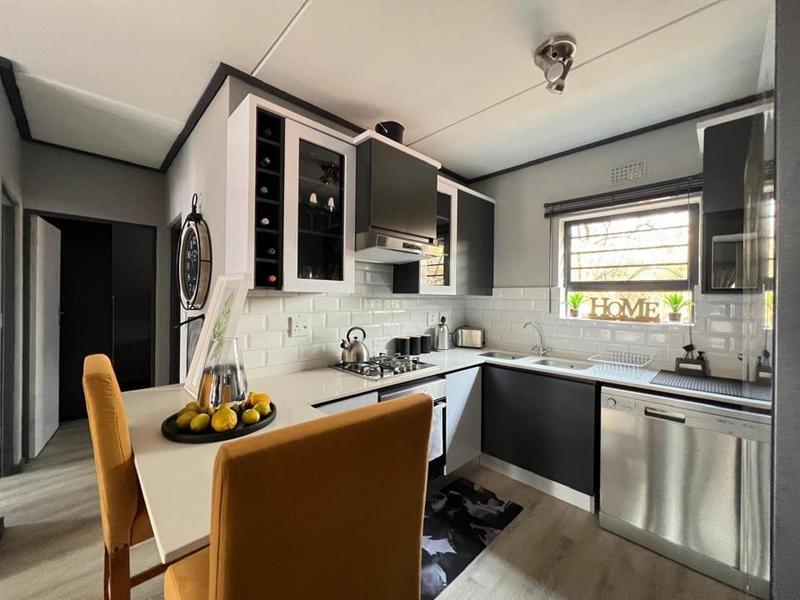 2 Bedroom Property for Sale in Montana Gauteng
