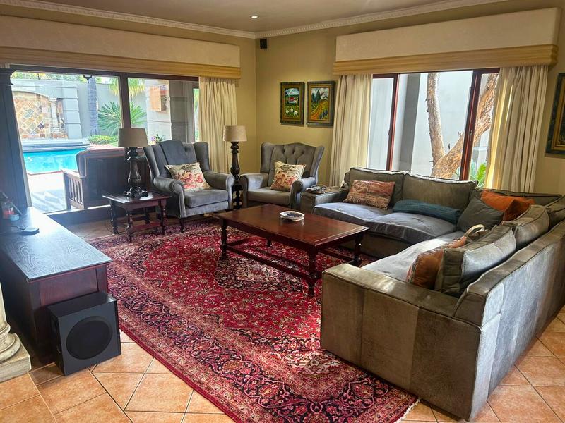 5 Bedroom Property for Sale in Glen Marais Gauteng