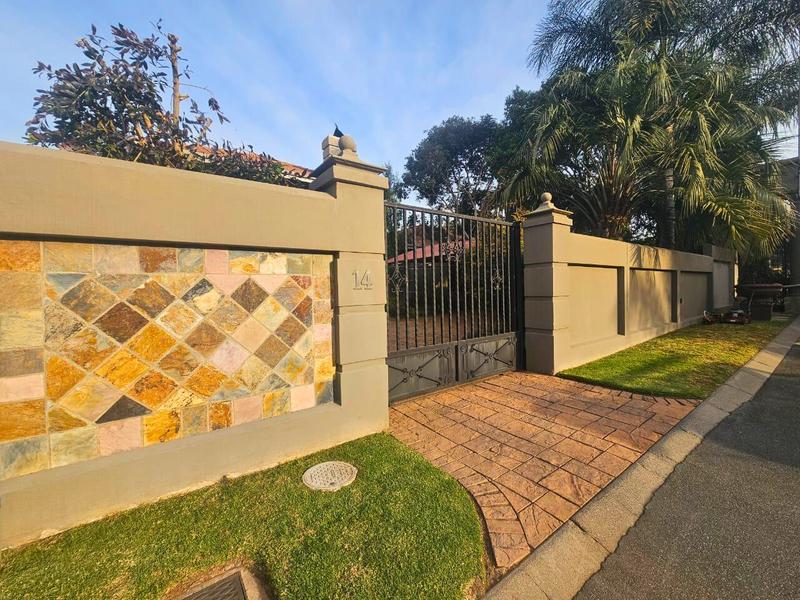 5 Bedroom Property for Sale in Glen Marais Gauteng