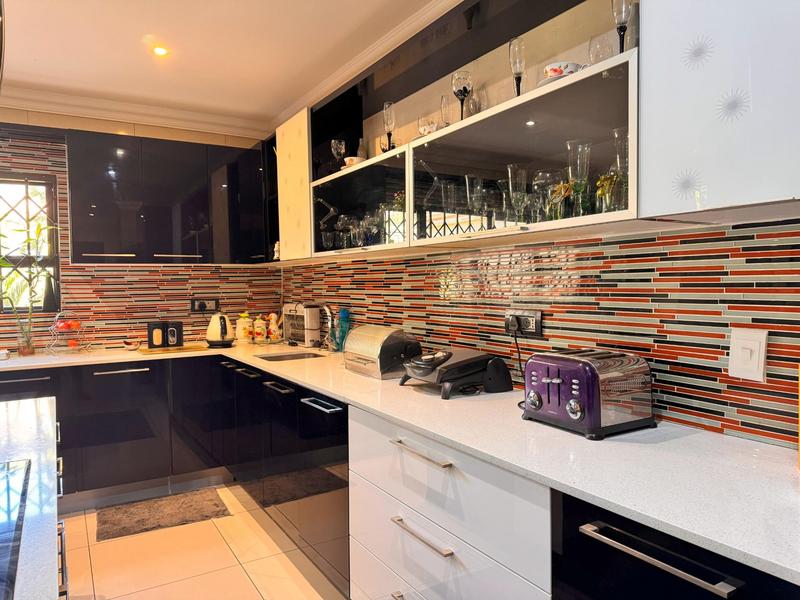 3 Bedroom Property for Sale in Strubensvallei Gauteng