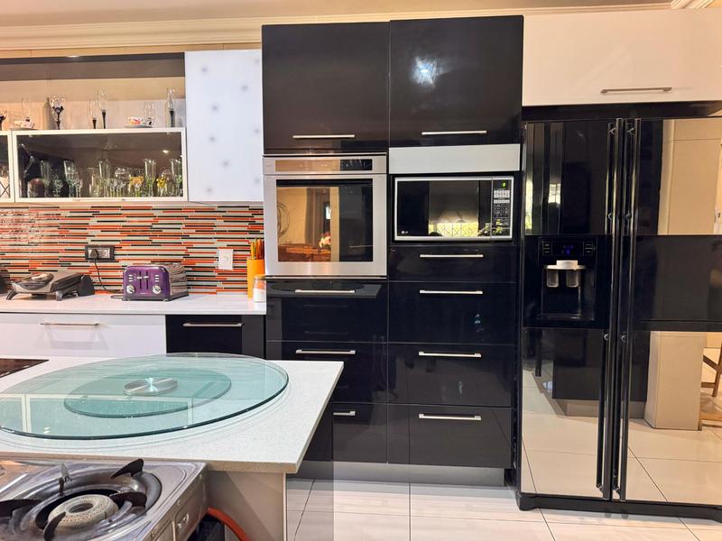 3 Bedroom Property for Sale in Strubensvallei Gauteng