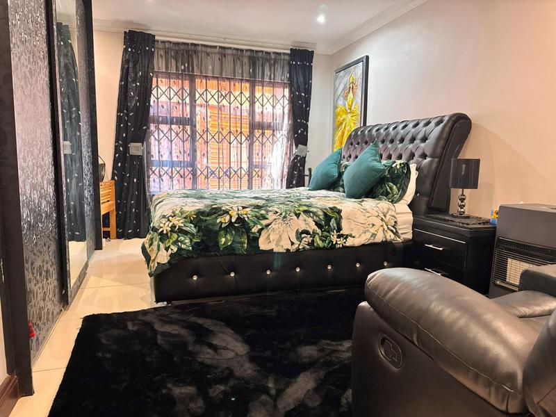 3 Bedroom Property for Sale in Strubensvallei Gauteng