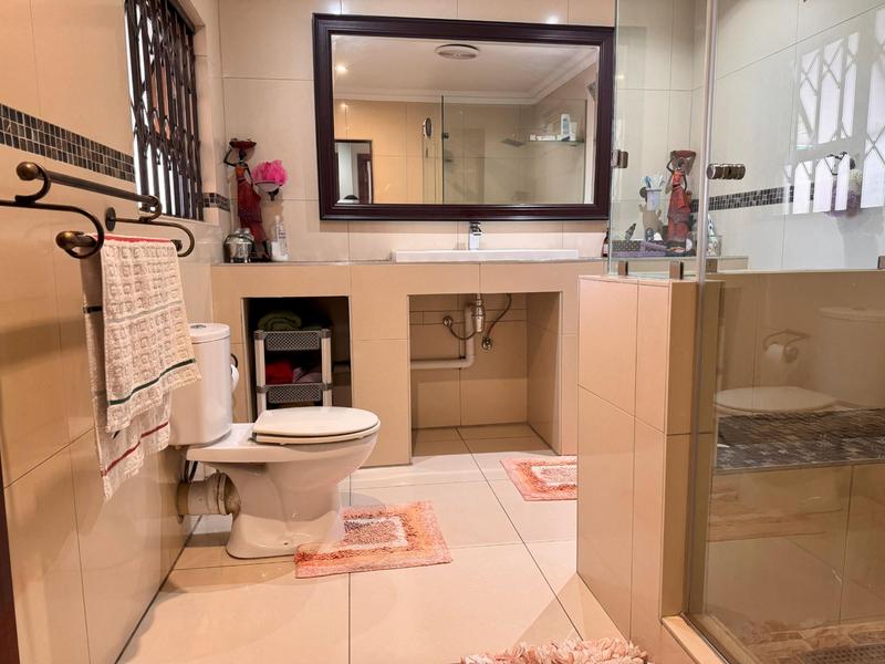 3 Bedroom Property for Sale in Strubensvallei Gauteng