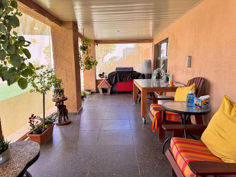3 Bedroom Property for Sale in Strubensvallei Gauteng
