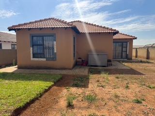 3 Bedroom Property for Sale in Westonaria Gauteng