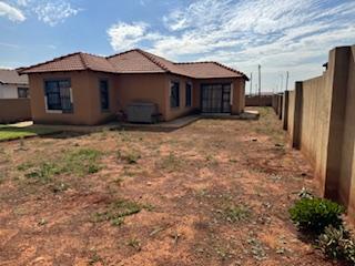 3 Bedroom Property for Sale in Westonaria Gauteng
