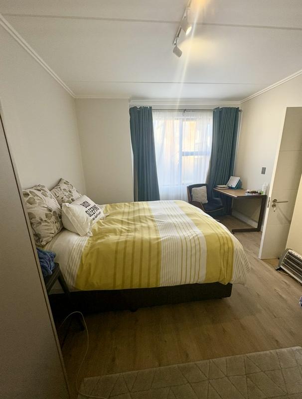 To Let 2 Bedroom Property for Rent in Sandringham Gauteng