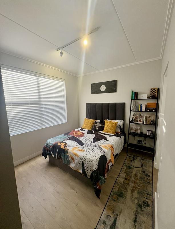 To Let 2 Bedroom Property for Rent in Sandringham Gauteng