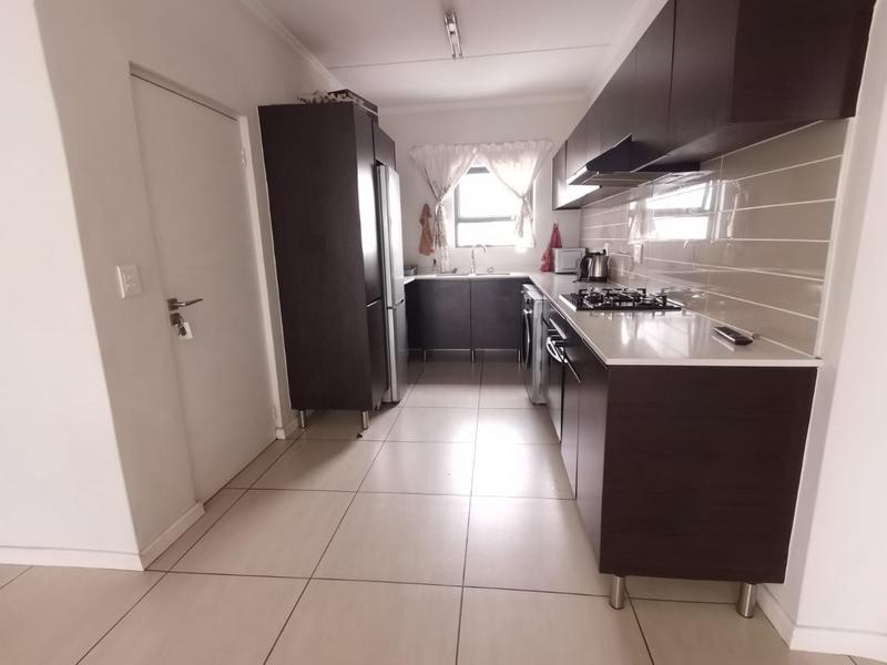 2 Bedroom Property for Sale in Greenstone Hill Gauteng