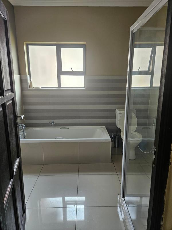 To Let 3 Bedroom Property for Rent in Raslouw Gauteng