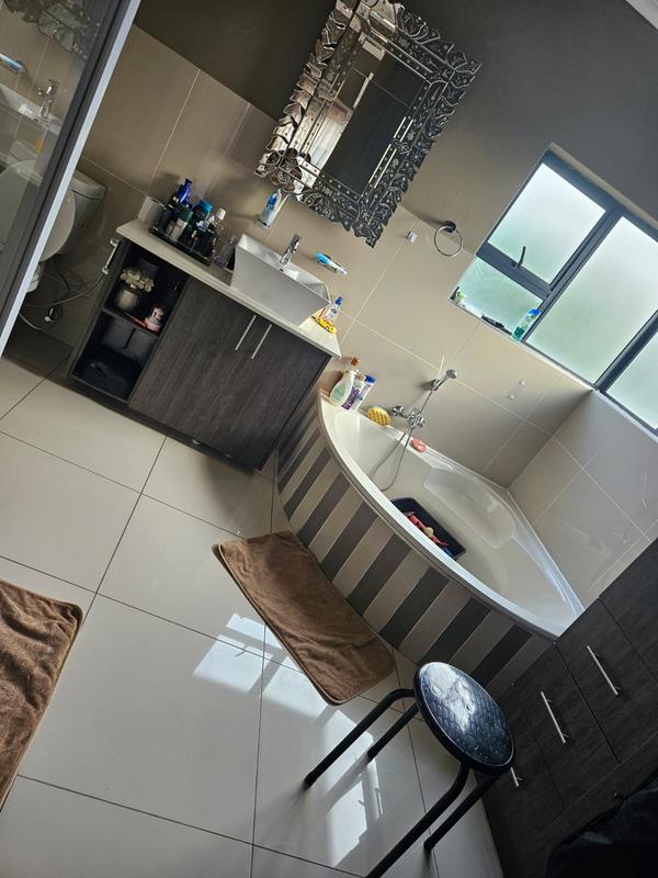 To Let 3 Bedroom Property for Rent in Raslouw Gauteng