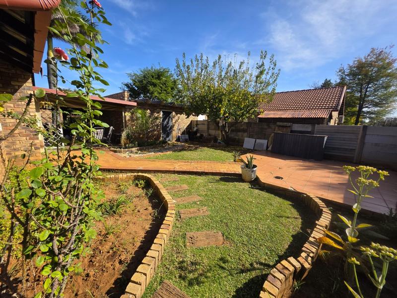 3 Bedroom Property for Sale in Doornpoort Gauteng