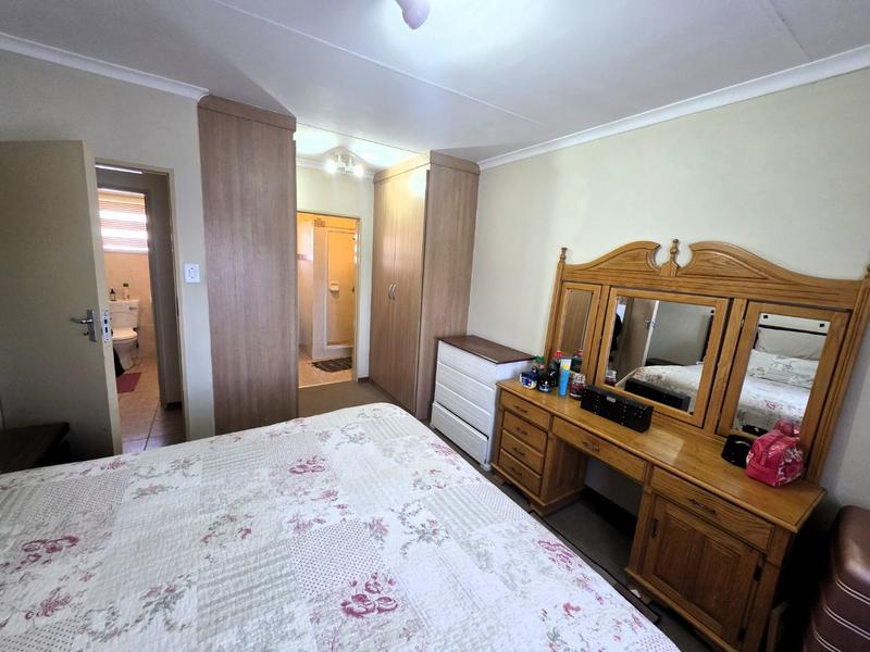2 Bedroom Property for Sale in Montana Gauteng
