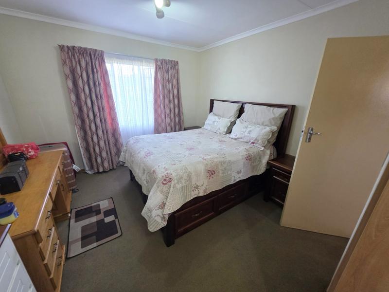 2 Bedroom Property for Sale in Montana Gauteng