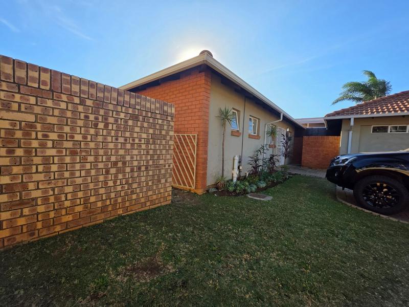 2 Bedroom Property for Sale in Montana Gauteng