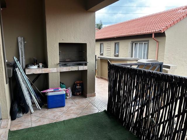2 Bedroom Property for Sale in Eden Glen Gauteng