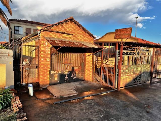 2 Bedroom Property for Sale in Vosloorus Gauteng