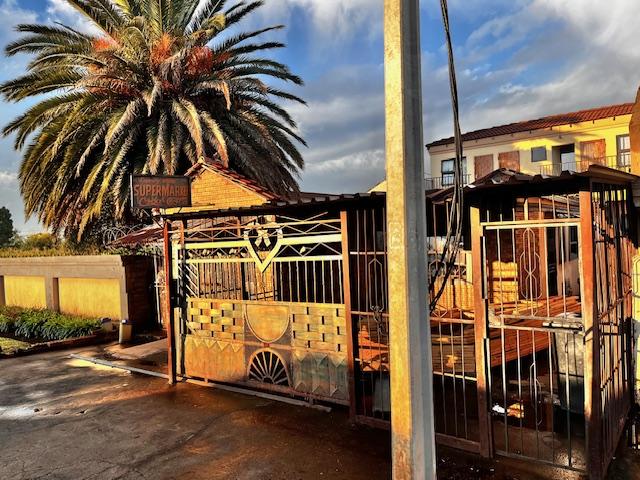 2 Bedroom Property for Sale in Vosloorus Gauteng