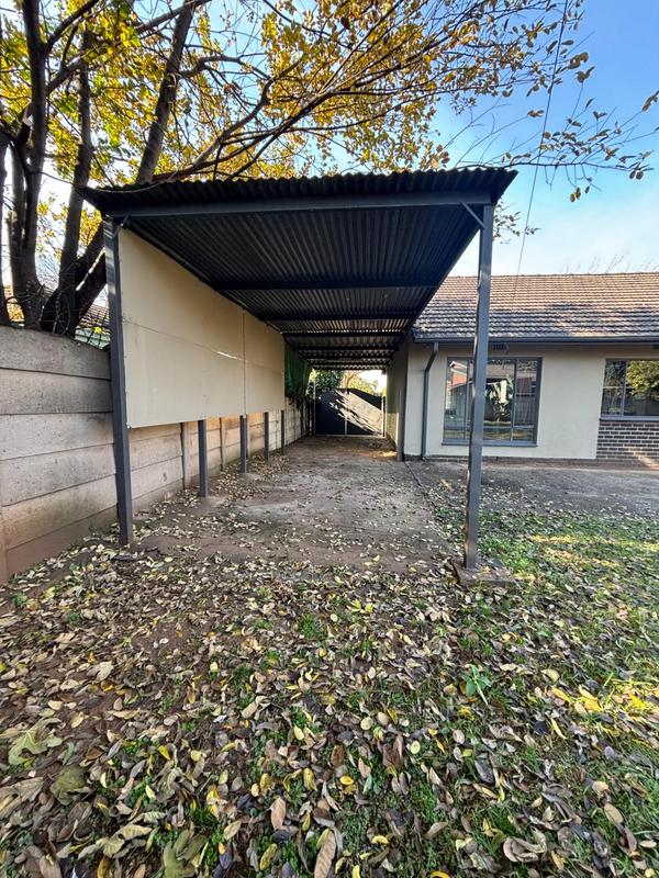 To Let 3 Bedroom Property for Rent in Dalpark Gauteng