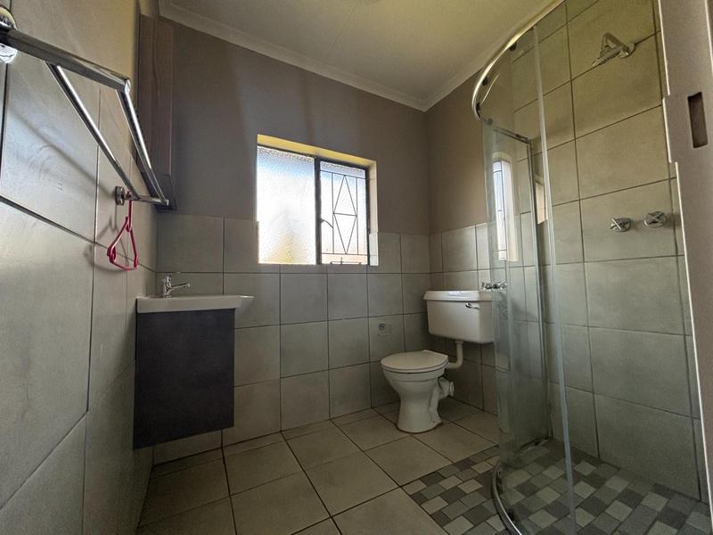 To Let 3 Bedroom Property for Rent in Dalpark Gauteng