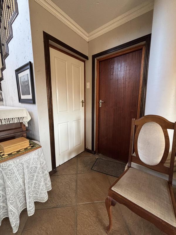 4 Bedroom Property for Sale in Sonneveld Gauteng
