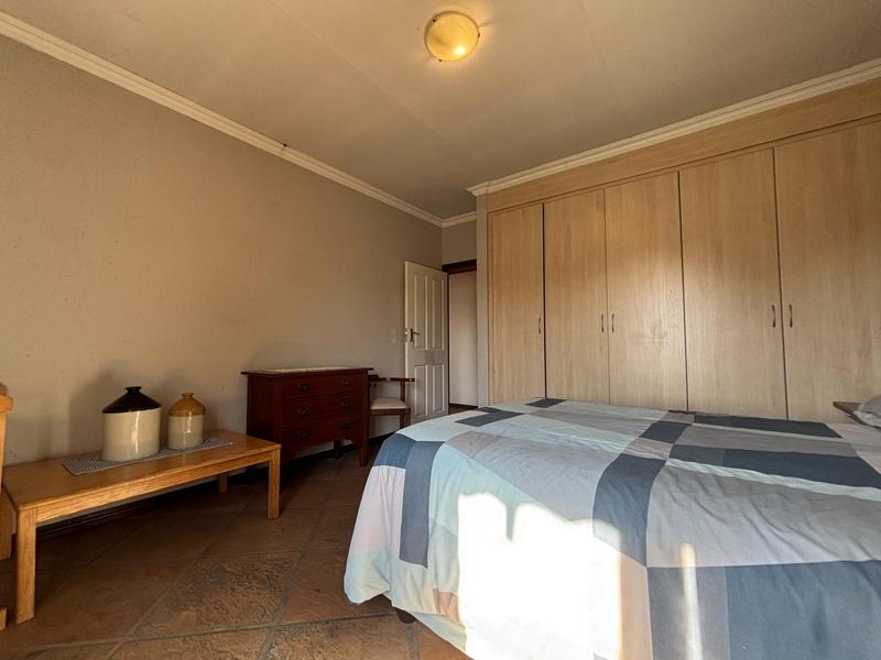 4 Bedroom Property for Sale in Sonneveld Gauteng