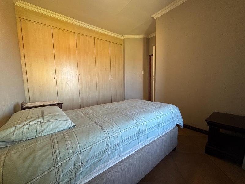 4 Bedroom Property for Sale in Sonneveld Gauteng