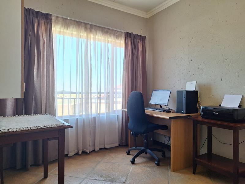 4 Bedroom Property for Sale in Sonneveld Gauteng