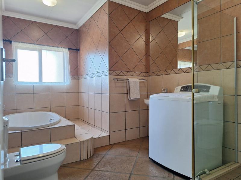 4 Bedroom Property for Sale in Sonneveld Gauteng