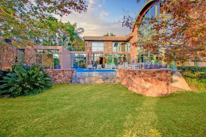 To Let 3 Bedroom Property for Rent in Fourways Gardens Gauteng