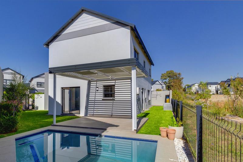 3 Bedroom Property for Sale in Broadacres Gauteng