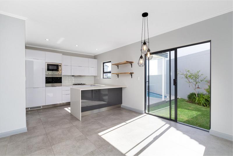 3 Bedroom Property for Sale in Broadacres Gauteng