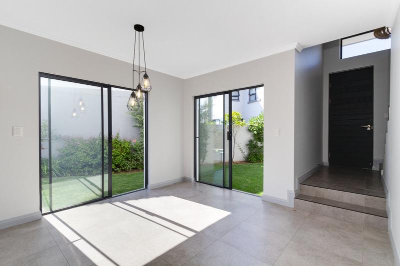3 Bedroom Property for Sale in Broadacres Gauteng