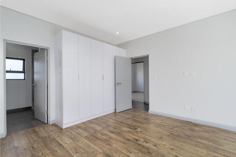 3 Bedroom Property for Sale in Broadacres Gauteng
