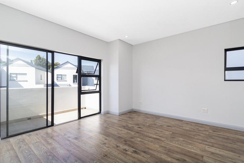 3 Bedroom Property for Sale in Broadacres Gauteng