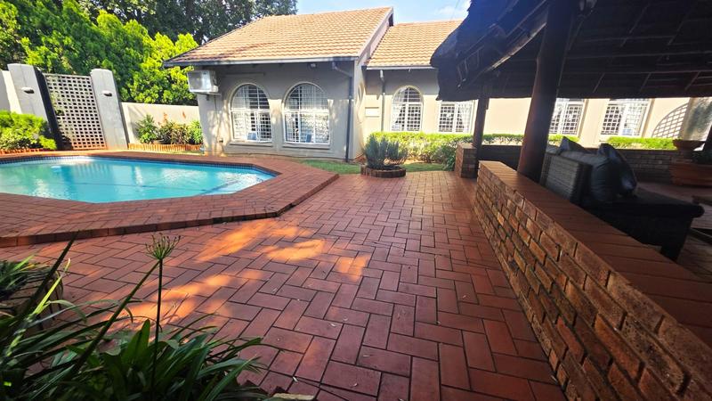 3 Bedroom Property for Sale in Eldoraigne Gauteng