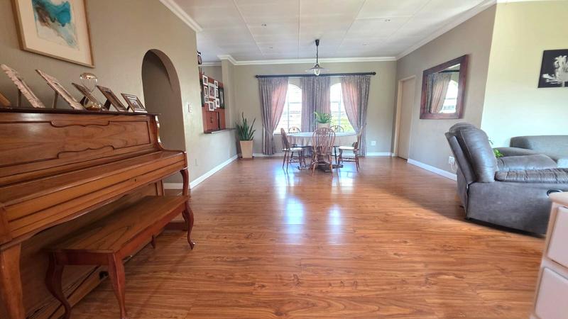 3 Bedroom Property for Sale in Eldoraigne Gauteng