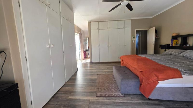 3 Bedroom Property for Sale in Eldoraigne Gauteng