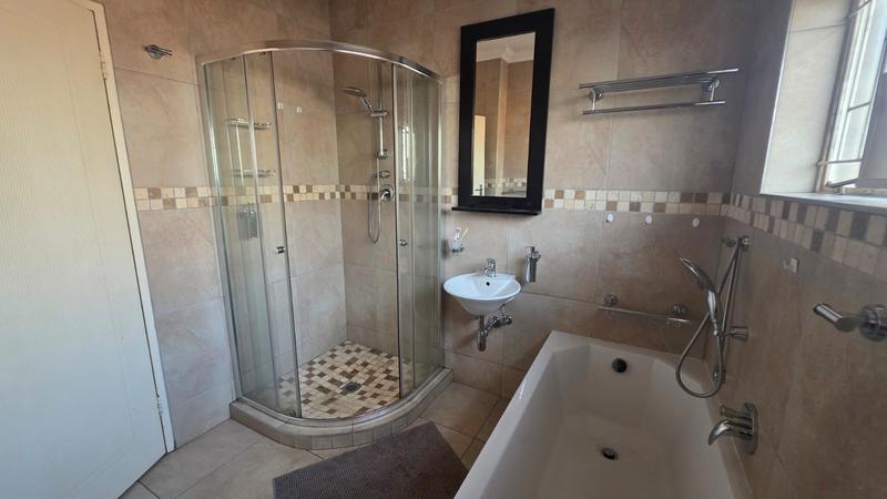 3 Bedroom Property for Sale in Eldoraigne Gauteng