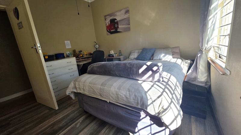 3 Bedroom Property for Sale in Eldoraigne Gauteng