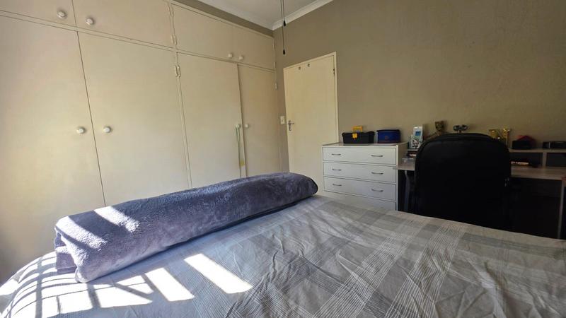 3 Bedroom Property for Sale in Eldoraigne Gauteng