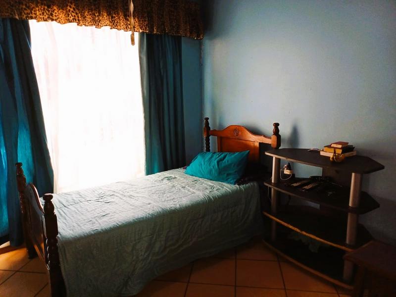 5 Bedroom Property for Sale in Dan Pienaarville Gauteng