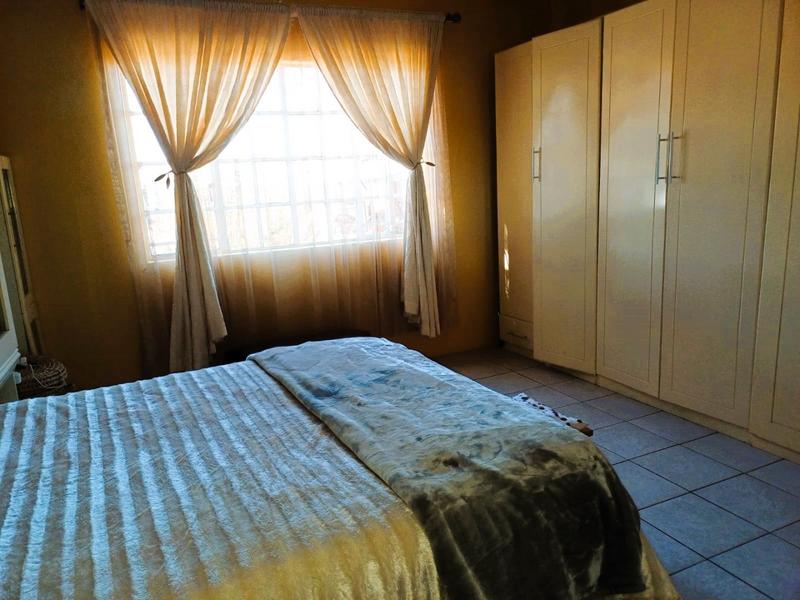 4 Bedroom Property for Sale in Krugersdorp West Gauteng